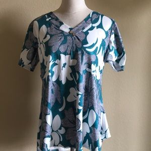 Green and white floral blouse, Size L, NWT